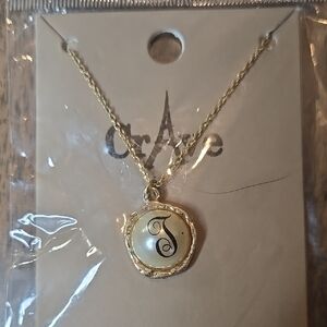 CrAve Initial Necklace "J", Gold tone/Faux Pearl, NEW‎